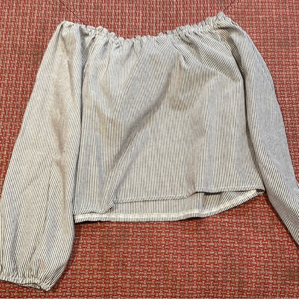 brandy melville strapless long sleeve